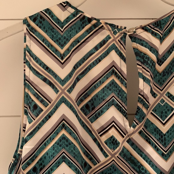 White House Black Market Silky Tank Blouse - Picture 5 of 5